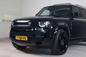 Land Rover Defender 110 P400e — photo 22