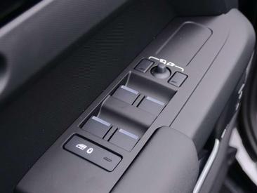Land Rover Defender 110 D200 — photo 10
