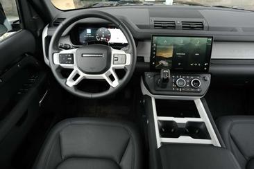 Land Rover Defender 110 D250 — photo 14