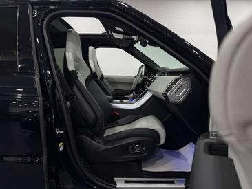 Land Rover Range Rover Sport SVR — photo 25