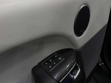 Land Rover Range Rover Sport SVR — photo 29