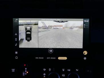 Land Rover Defender 110 D250 — photo 17