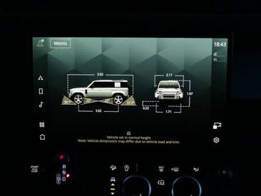 Land Rover Defender 110 D250 — photo 21