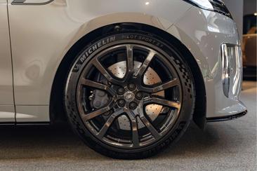 Land Rover Range Rover Sport SV — photo 5