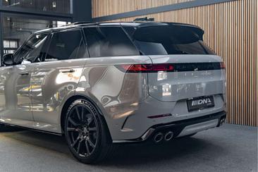 Land Rover Range Rover Sport SV — photo 13