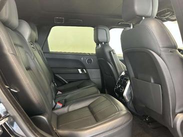 Land Rover Range Rover Sport D350 — photo 13