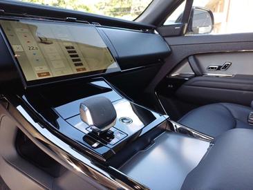 Land Rover Range Rover Sport D250 — photo 16