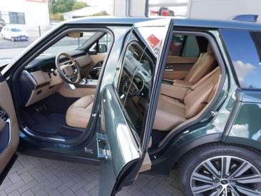Land Rover Range Rover D350 — photo 11