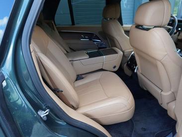 Land Rover Range Rover D350 — photo 14
