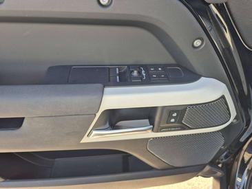 Land Rover Defender 90 D200 — photo 6