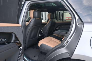 Land Rover Range Rover Sport P550e — photo 6