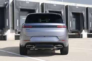 Land Rover Range Rover Sport P550e — photo 7