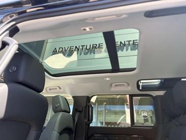 Land Rover Defender 110 D250 — photo 9