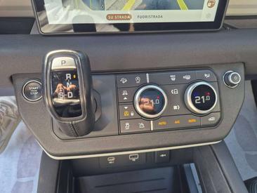 Land Rover Defender 90 D200 — photo 11