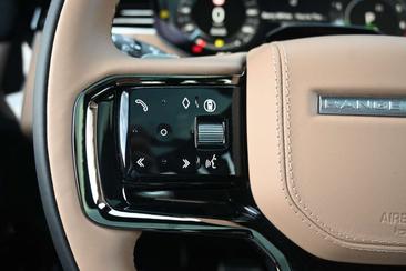 Land Rover Range Rover Sport P550e — photo 17