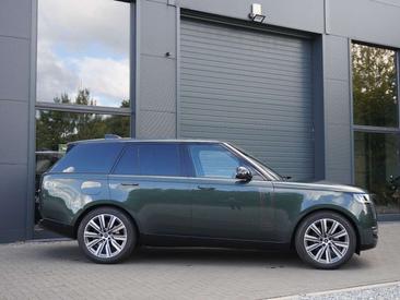 Land Rover Range Rover D350 — photo 28