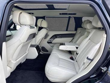 Land Rover Range Rover D350 — photo 12