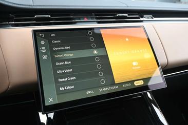 Land Rover Range Rover Sport P550e — photo 36