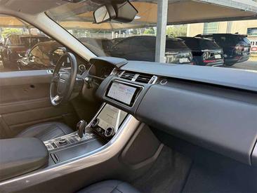 Land Rover Range Rover Sport D250 — photo 18