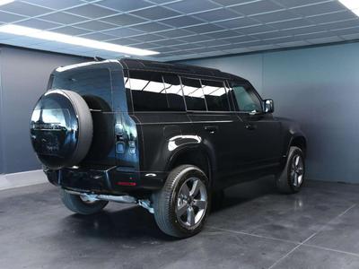 Land Rover Defender 110 D250