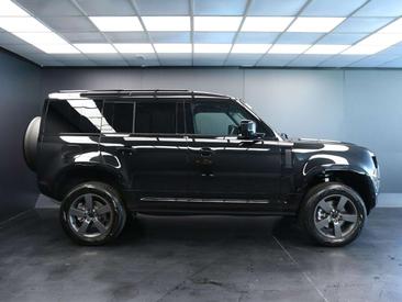 Land Rover Defender 110 D250 — photo 4