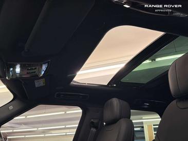 Land Rover Range Rover Sport P460e — photo 11