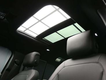 Land Rover Defender 110 D250 — photo 14