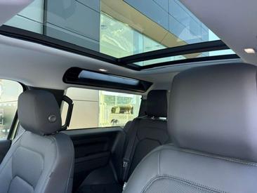 Land Rover Defender 90 D250 — photo 12