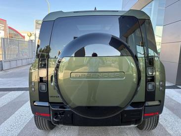 Land Rover Defender 90 D250 — photo 14