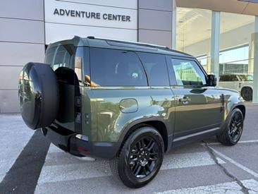 Land Rover Defender 90 D250 — photo 15
