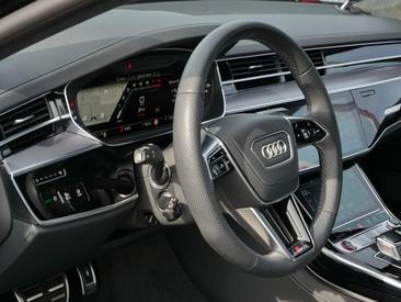 Audi S 8 Berline TFSI — photo 20