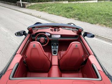 Porsche 911 Cabriolet Carrera 4S — photo 8