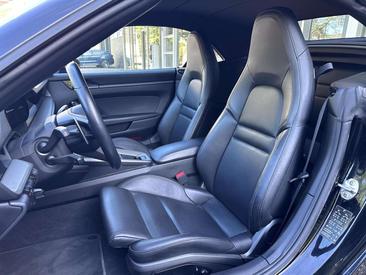 Porsche 911 Cabriolet Carrera — photo 14