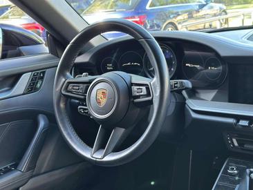 Porsche 911 Cabriolet Carrera — photo 16