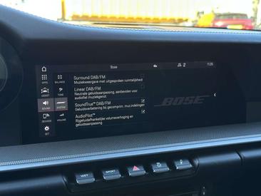 Porsche 911 Cabriolet Carrera — photo 29