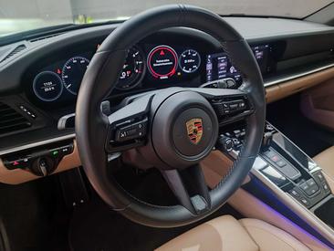 Porsche 911 Cabriolet Carrera 4S — photo 6