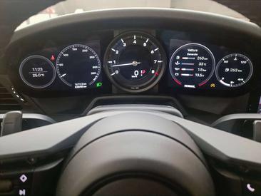 Porsche 911 Cabriolet Carrera 4S — photo 7