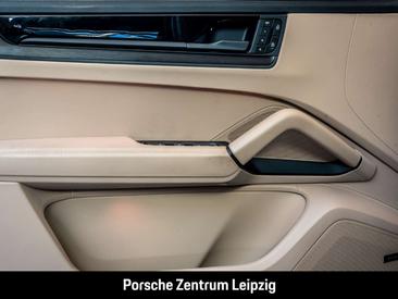 Porsche Cayenne III — photo 21