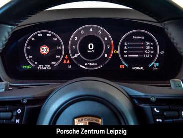 Porsche Cayenne III — photo 28