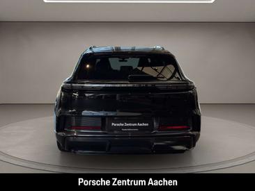 Porsche Cayenne Electric — photo 5