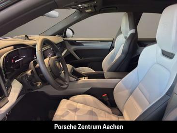 Porsche Cayenne Electric — photo 11