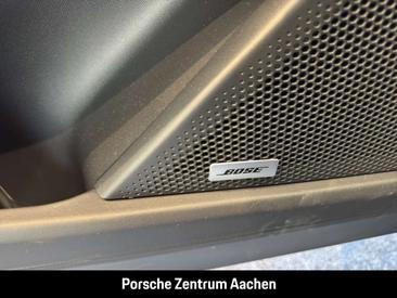 Porsche Cayenne Electric — photo 20