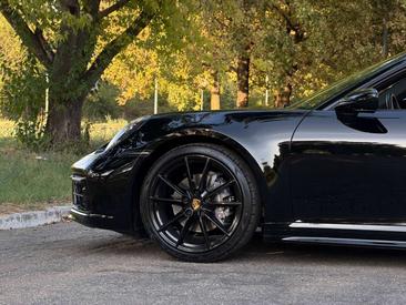 Porsche 911 Cabriolet Carrera — photo 21