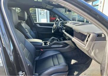 Porsche Cayenne III — photo 9