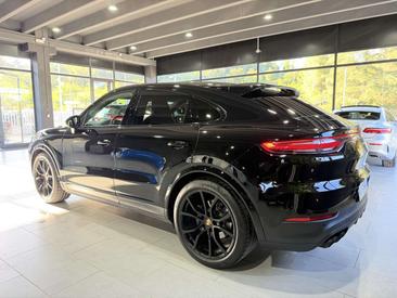 Porsche Cayenne III — photo 2