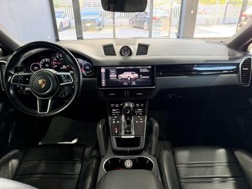 Porsche Cayenne III — photo 8
