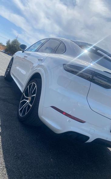 Porsche Cayenne III — photo 7