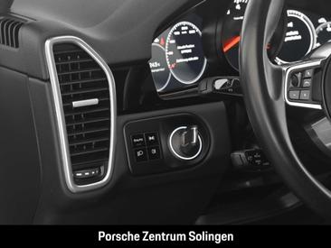 Porsche Cayenne III — photo 12