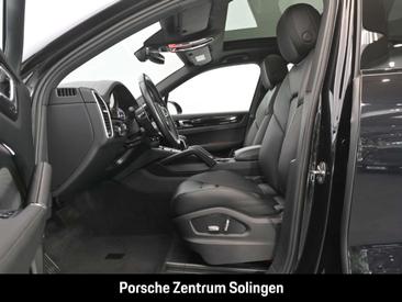Porsche Cayenne III — photo 17