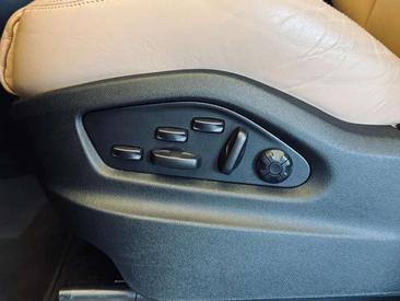 Porsche Cayenne III — photo 33